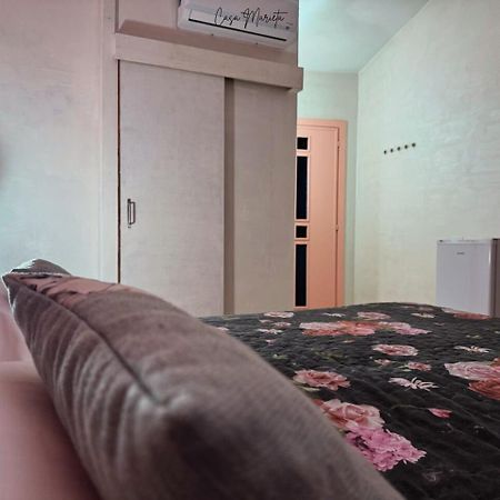 萨尔扎纳 马列塔旅馆酒店 外观 照片